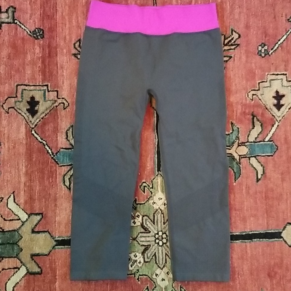 Exercise capris